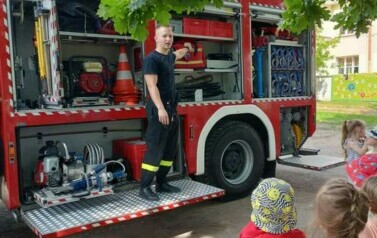 Spotkanie ze strażakiem  13