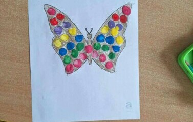 Realizacja projektu edukacyjnego FA-LA-MI w Nutkach - Lato &ndash; paluszkami malowane  1