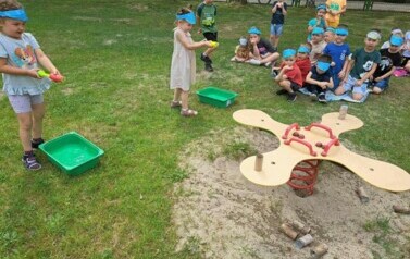 Z Kicią Kocią maluchy zmieniają się w zuchy" Kicia Kocia na plaży 13