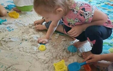 Z Kicią Kocią maluchy zmieniają się w zuchy" Kicia Kocia na plaży 37