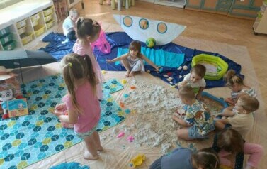 Z Kicią Kocią maluchy zmieniają się w zuchy" Kicia Kocia na plaży 43