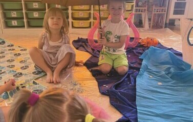 Z Kicią Kocią maluchy zmieniają się w zuchy" Kicia Kocia na plaży 76
