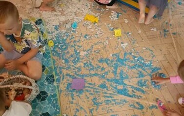 Z Kicią Kocią maluchy zmieniają się w zuchy" Kicia Kocia na plaży 89