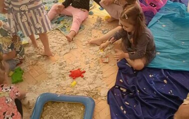 Z Kicią Kocią maluchy zmieniają się w zuchy" Kicia Kocia na plaży 103