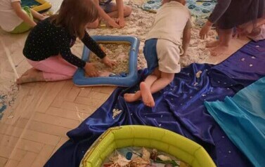 Z Kicią Kocią maluchy zmieniają się w zuchy" Kicia Kocia na plaży 116