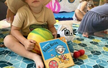 Z Kicią Kocią maluchy zmieniają się w zuchy" Kicia Kocia na plaży 126