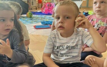 Z Kicią Kocią maluchy zmieniają się w zuchy" Kicia Kocia na plaży 130