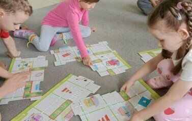 Zabawy z programowania z robotem Doc - Oddział III Motyle 4