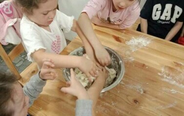 Wycieczka oddziału VI &bdquo; Nutek&rdquo; oraz IV &bdquo; Promyk&oacute;w&rdquo; do Nieborowa.  21