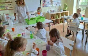 Warsztaty naukowe w Juniorze Odkrywcy - Oddział VI Nutki  3