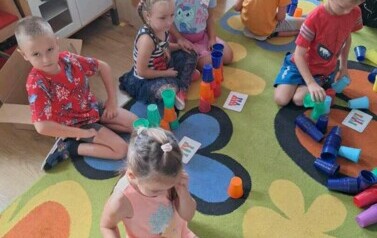 Matematyczne zabawy w oddziale VII Zuchy 9