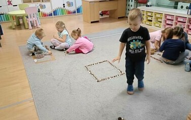Śladami dzikich zwierząt - Oddział III Motyle 2