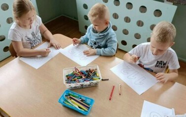 Mali ratownicy - pierwsza pomoc - oddział III Motyle 10