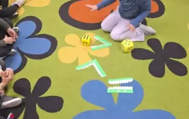 &bdquo;Mniej czy więcej? A może tyle samo?&rdquo;- zabawy matematyczne,  utrwalenie znak&oacute;w <, >, =  w Zuchach 1