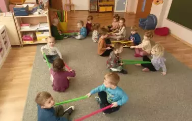 Zabawy ruchowe u Krasnali  2