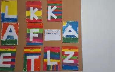 Realizacja projektu &bdquo; Literki w akcji&rdquo; w oddziale VII Zuchy  4