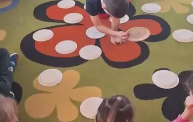 Realizacja projektu &bdquo; Literki w akcji&rdquo; w oddziale VII Zuchy  11