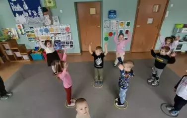 Kosmiczne zabawy matematyczne w oddziale III Motyle 2