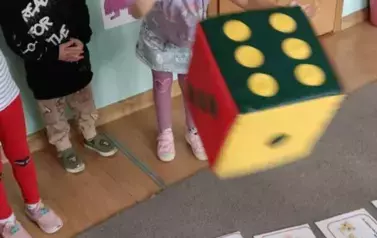 Matematyka na wesoło - oddział III Motyle 17