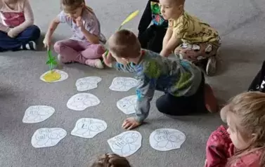 Matematyka na wesoło - oddział III Motyle 42