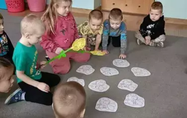 Matematyka na wesoło - oddział III Motyle 51