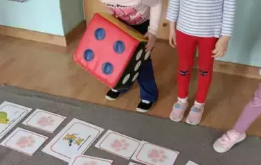 Matematyka na wesoło - oddział III Motyle 55