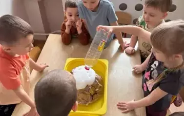 Tydzień eksperyment&oacute;w w Oddziale II Biedronki  24