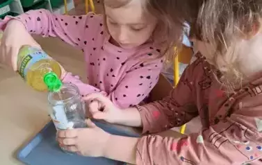 Tydzień eksperyment&oacute;w w Słowikach 21