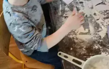Dino.. dino.. dinozaury - tydzień z dinozaurami oddział III Motyle 23