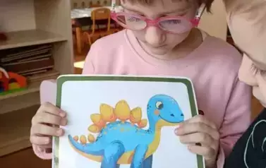 Dino.. dino.. dinozaury - tydzień z dinozaurami oddział III Motyle 90