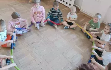 Dino.. dino.. dinozaury - tydzień z dinozaurami oddział III Motyle 147