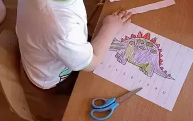 Dino.. dino.. dinozaury - tydzień z dinozaurami oddział III Motyle 168