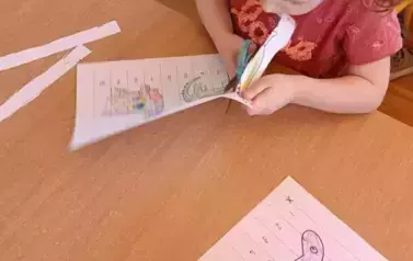 Dino.. dino.. dinozaury - tydzień z dinozaurami oddział III Motyle 171