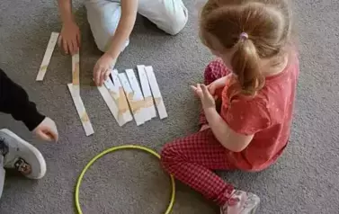 Dino.. dino.. dinozaury - tydzień z dinozaurami oddział III Motyle 203