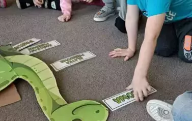 Dino.. dino.. dinozaury - tydzień z dinozaurami oddział III Motyle 218