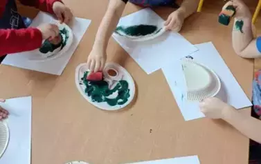 Dino.. dino.. dinozaury - tydzień z dinozaurami oddział III Motyle 225