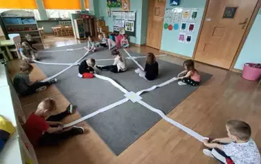 Poznajemy pierwsze oznaki wiosny - Oddział Motyle 52