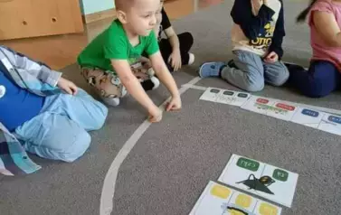 Poznajemy pierwsze oznaki wiosny - Oddział Motyle 57