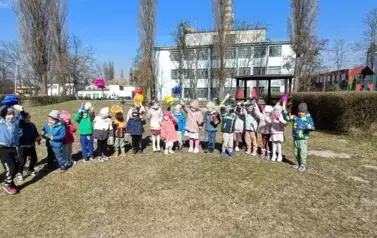 Pierwszy dzień wiosny - Oddział III Motyle  1