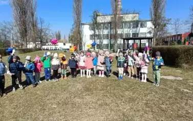 Pierwszy dzień wiosny - Oddział III Motyle  3