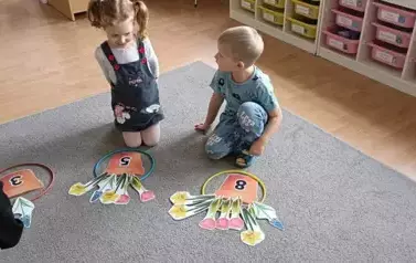 Pierwszy dzień wiosny - Oddział III Motyle  70