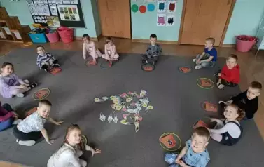 Pierwszy dzień wiosny - Oddział III Motyle  76