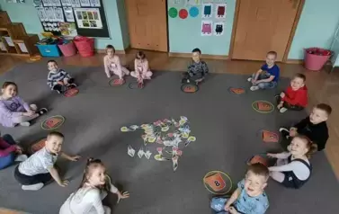 Pierwszy dzień wiosny - Oddział III Motyle  77