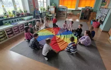 Pierwszy dzień wiosny - Oddział III Motyle  106