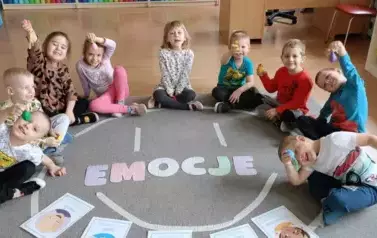 Jestem radosny, jestem zły - świat emocji przedszkolak&oacute;w - Oddział III Motyle 29