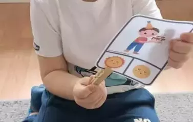 Jestem radosny, jestem zły - świat emocji przedszkolak&oacute;w - Oddział III Motyle 31