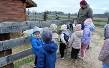 Wycieczka do zagrody w Zakrzewie - oddział III Motyle  32