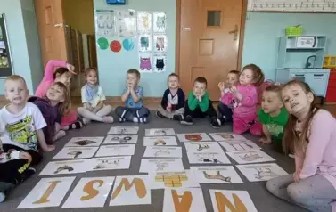 Wiosna na wsi - oddział III Motyle 181