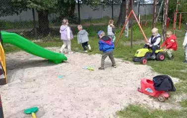 Wycieczka do Nieborowa oddział Motyle i Nutki 66