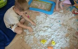 Z Kicią Kocią maluchy zmieniają się w zuchy" Kicia Kocia na plaży 32